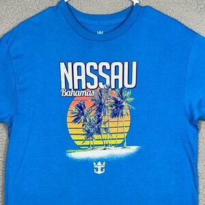 Royal Caribbean T-Shirt Mens Medium Nassau Bahamas Blue Graphic Tee Short Sleeve